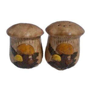 Vintage Mushroom Salt and Pepper Shakers Ceramic Light Brown Kitchen Decor 1970s